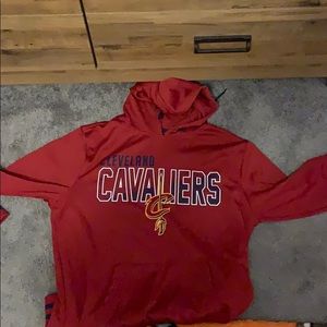 Cleveland Cavaliers Hooded Sweatshirt. Maroon